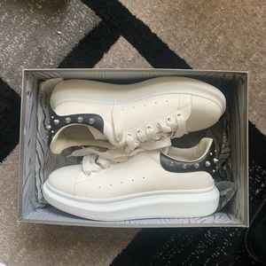 Never Worn Size 11 Alexander Mcqueens